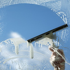 Window Cleaning + Soft Wash: The Streak-Free Combo Most Homeowners Skip